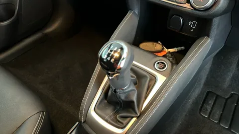 NISSAN MICRA 1.0 IG-T 92 N-Sport