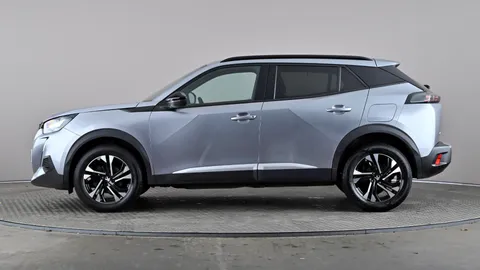 PEUGEOT 2008 1.2 PureTech Allure Premium+