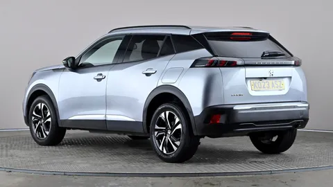 PEUGEOT 2008 1.2 PureTech Allure Premium+