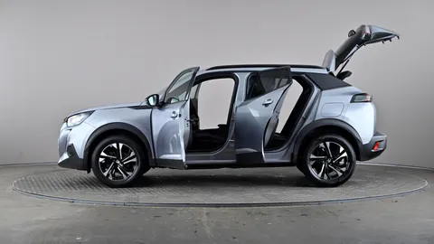 PEUGEOT 2008 1.2 PureTech Allure Premium+