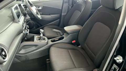 HYUNDAI KONA 1.0 TGDi 48V MHEV SE Connect