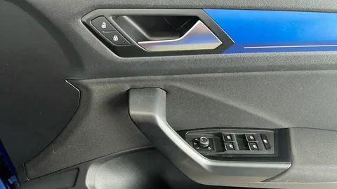 VOLKSWAGEN T-ROC 1.0 TSI Design