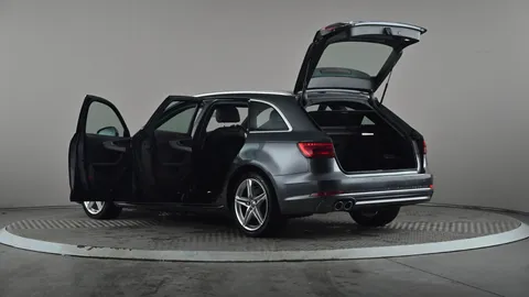 AUDI A4 3.0 TDI Quattro S Line S Tronic