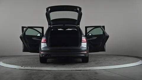 AUDI A4 3.0 TDI Quattro S Line S Tronic