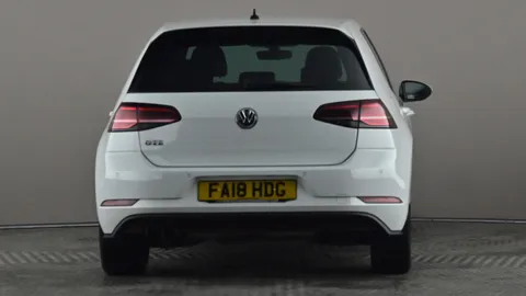 VOLKSWAGEN GOLF 1.4 TSI GTE Advance DSG