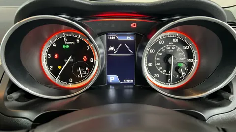 SUZUKI SWIFT 1.2 Dualjet 83 12V Hybrid SZ-T Auto