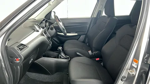 SUZUKI SWIFT 1.2 Dualjet 83 12V Hybrid SZ-T Auto