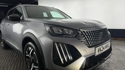 PEUGEOT 2008 1.2 PureTech Allure