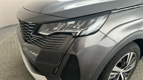 PEUGEOT 3008 1.5 BlueHDi Allure Premium