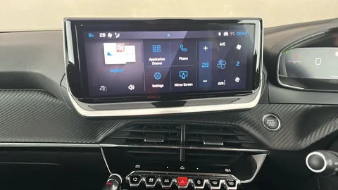 PEUGEOT 2008 1.2 PureTech Allure