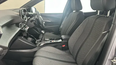 PEUGEOT 2008 1.2 PureTech Allure