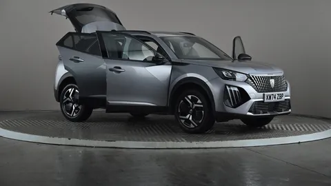 PEUGEOT 2008 1.2 PureTech 130 Allure EAT8