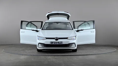 VOLKSWAGEN GOLF 1.5 TSI 150 Life