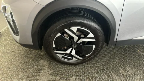 PEUGEOT 2008 1.2 PureTech 130 Allure EAT8