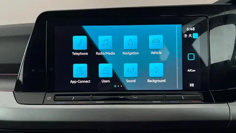 VOLKSWAGEN GOLF 1.5 TSI 150 Life