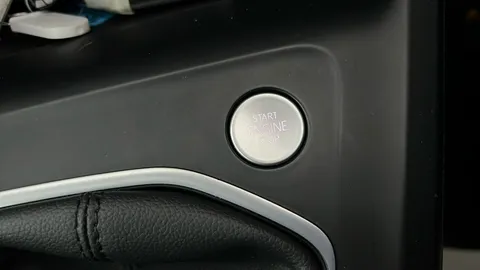 VOLKSWAGEN GOLF 1.5 TSI 150 Life