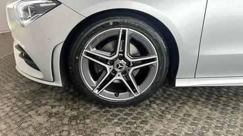 MERCEDES-BENZ CLA CLA 180 AMG Line Premium Tip Auto