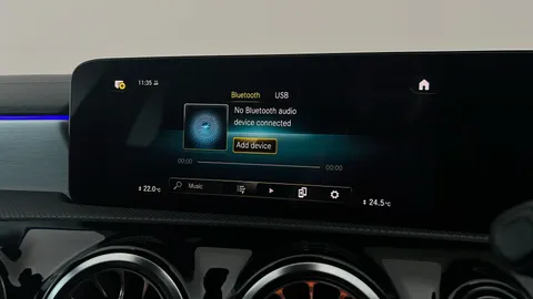 MERCEDES-BENZ CLA CLA 180 AMG Line Premium Tip Auto