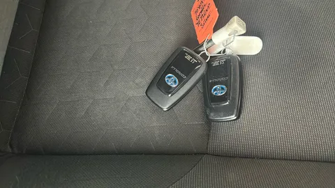 TOYOTA COROLLA 1.8 VVT-i Hybrid Icon CVT