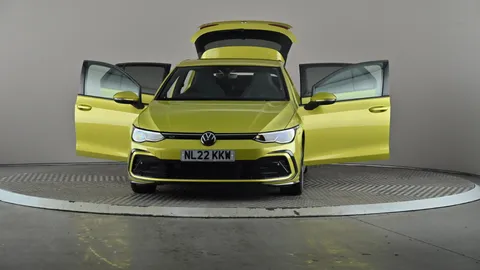 VOLKSWAGEN GOLF 1.5 eTSI 150 R-Line DSG