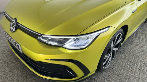 VOLKSWAGEN GOLF 1.5 eTSI 150 R-Line DSG