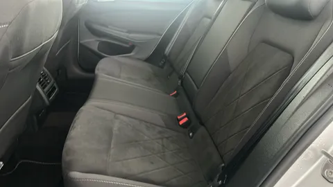 VOLKSWAGEN GOLF 1.4 TSI eHybrid Style DSG