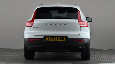 VOLVO XC40 1.5 T4 Recharge PHEV Plus Dark Auto