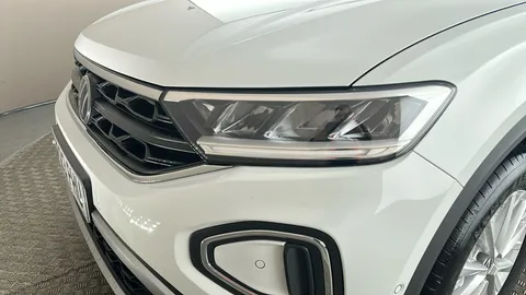 VOLKSWAGEN T-ROC 1.5 TSI Life