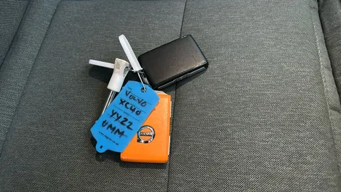 VOLVO XC40 1.5 T4 Recharge PHEV Plus Dark Auto