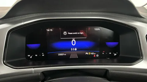 VOLKSWAGEN T-ROC 1.5 TSI Life