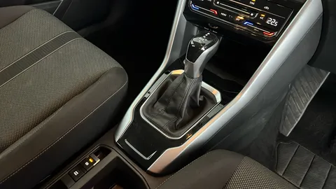 VOLKSWAGEN T-ROC 1.5 TSI Life DSG