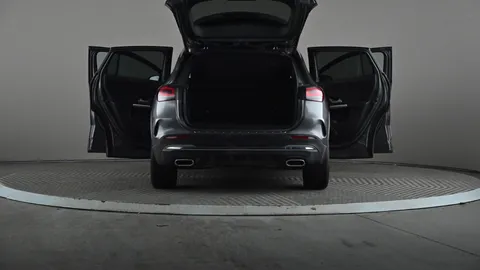 MERCEDES-BENZ GLA GLA 200 AMG Line Auto