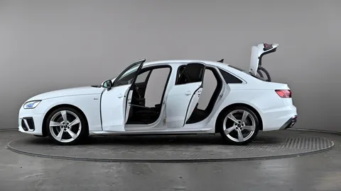 AUDI A4 35 TFSI S Line S Tronic