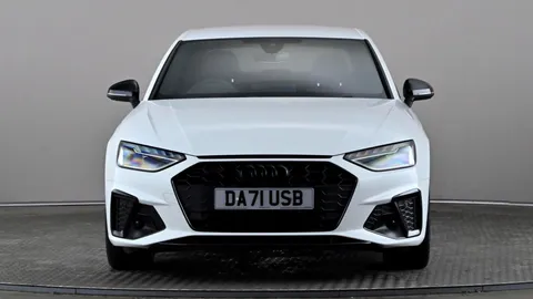 AUDI A4 35 TFSI Black Edition S Tronic [Comfort+Sound]