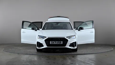 AUDI A4 35 TFSI Black Edition S Tronic [Comfort+Sound]