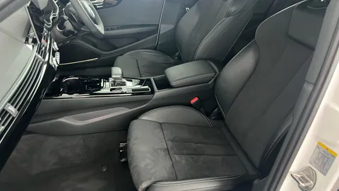 AUDI A4 35 TFSI Black Edition S Tronic [Comfort+Sound]