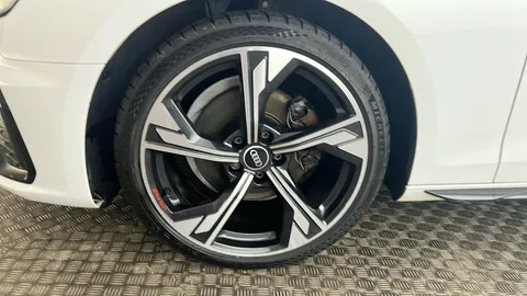 AUDI A4 35 TFSI Black Edition S Tronic [Comfort+Sound]