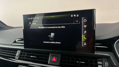 AUDI A4 35 TFSI Black Edition S Tronic [Comfort+Sound]