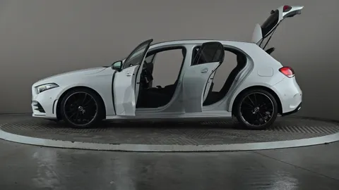 MERCEDES-BENZ A CLASS A200 AMG Line Premium Plus Night Edition Auto