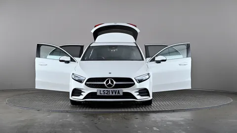 MERCEDES-BENZ A CLASS A180d AMG Line Auto