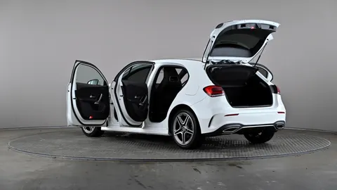 MERCEDES-BENZ A CLASS A180d AMG Line Auto