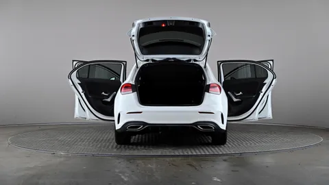 MERCEDES-BENZ A CLASS A180d AMG Line Auto