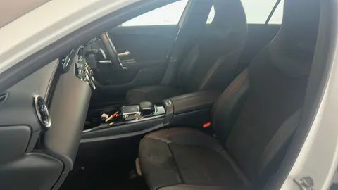 MERCEDES-BENZ A CLASS A180d AMG Line Auto