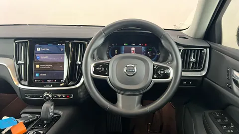 VOLVO V60 2.0 T6 [350] Recharge PHEV Plus Dark AWD Auto