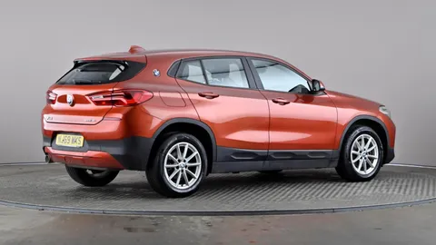 BMW X2 sDrive 18i SE