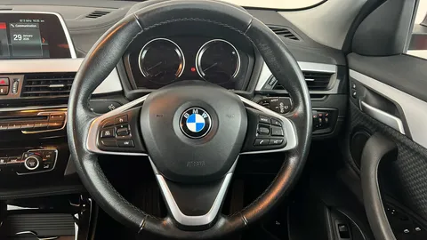 BMW X2 sDrive 18i SE