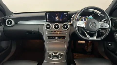 MERCEDES-BENZ C CLASS C220d AMG Line Edition 9G-Tronic