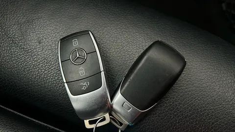 MERCEDES-BENZ C CLASS C220d AMG Line Edition 9G-Tronic