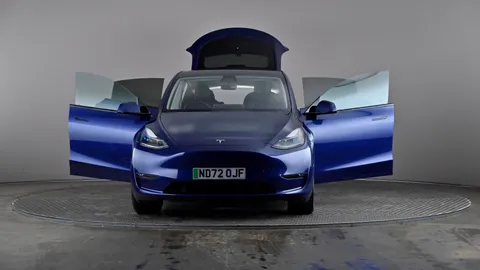 TESLA MODEL Y Long Range AWD Auto