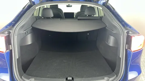 TESLA MODEL Y Long Range AWD Auto